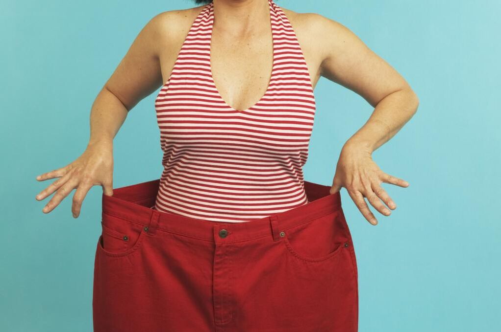 यदि आप रासायनिक आहार पर वजन कम करते हैं तो आपके पुराने कपड़े बहुत बड़े हो जाएंगे