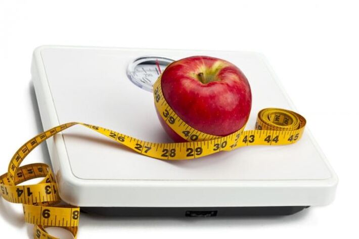 एक प्रोटीन आहार पर वजन घटाने के लिए सेब