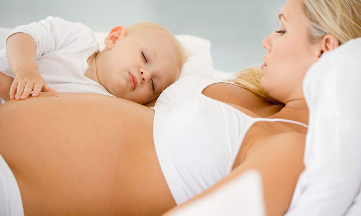 अलसी का सेवन गर्भवती और स्तनपान कराने वाली महिलाओं में contraindicated है।